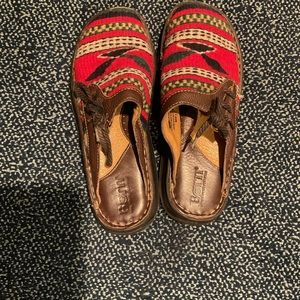 BORN Size 8-8 1/2